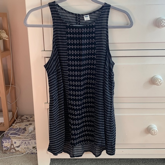 Old Navy Tops - womens black patterned tank top